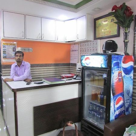 Hotel Royal Residency Mumbai  Buitenkant foto